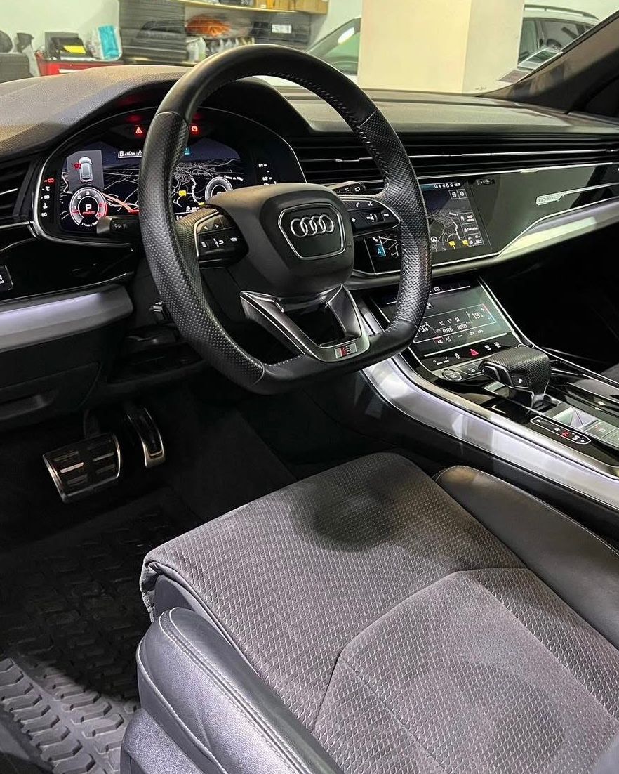 Audi Q8 S-Line 50 TDI Quattro - Image 2