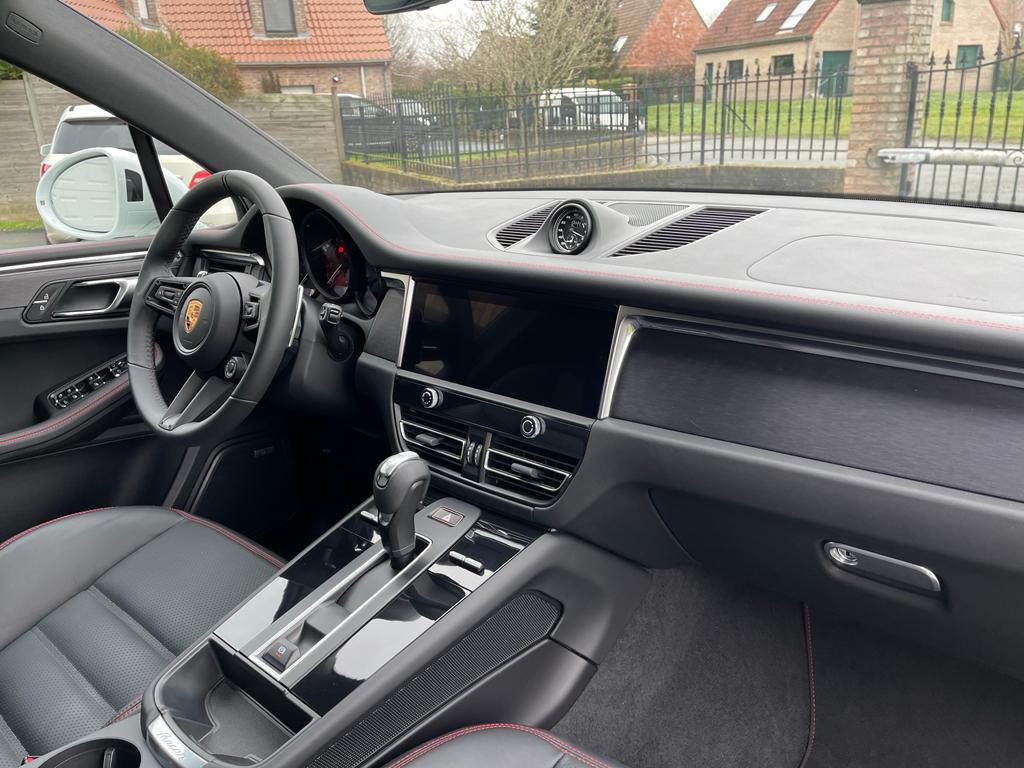 Porsche Macan GTS PDK - Image 2
