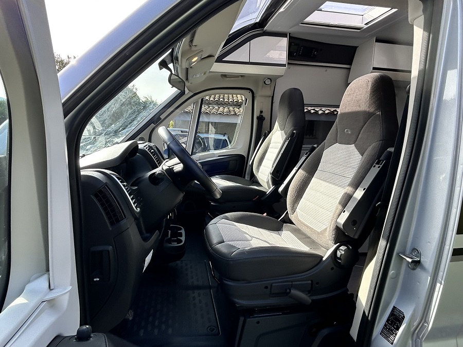 Adria TWIN 640 FAMILY SUPRÊME Suprême - Image 11