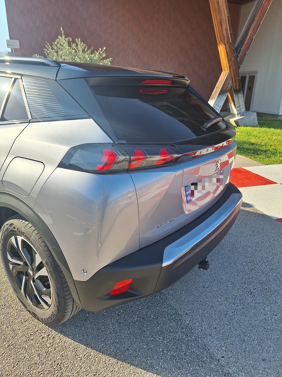 Peugeot 2008 GT 1.5 BlueHDi 130ch - S&S EAT8 - Image 13