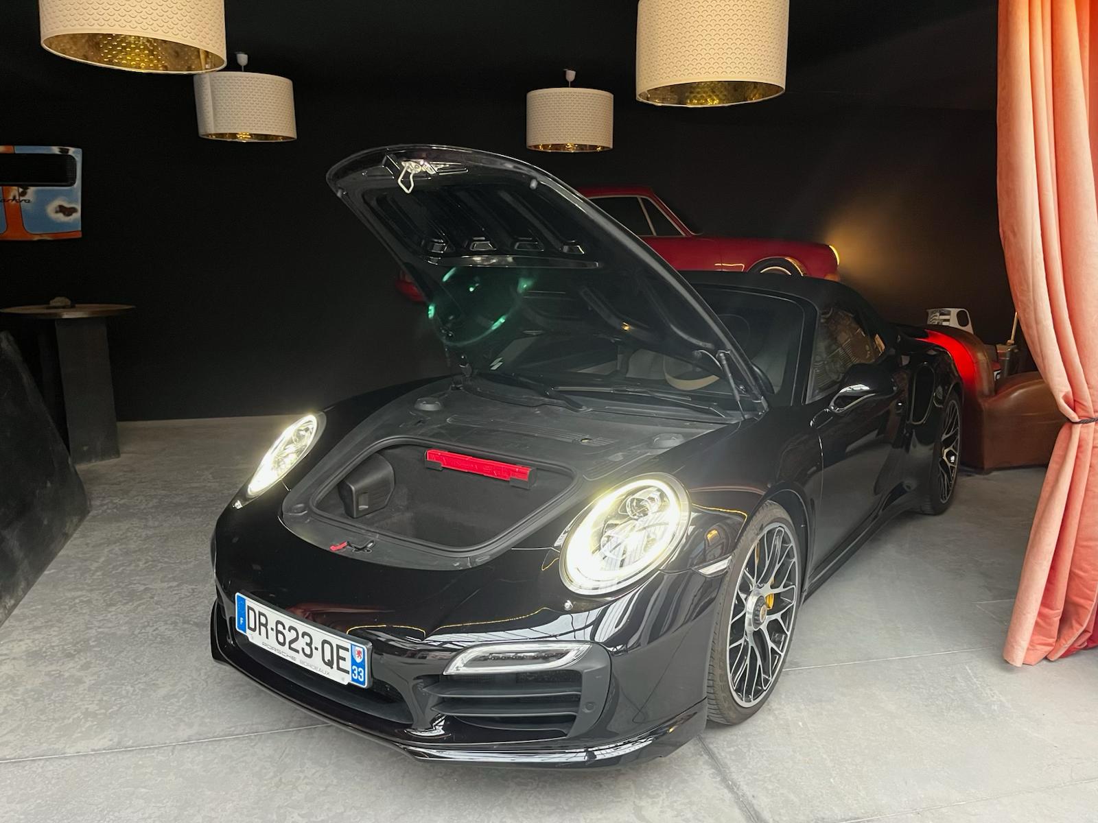 Porsche 911 CABRIOLET TURBO
