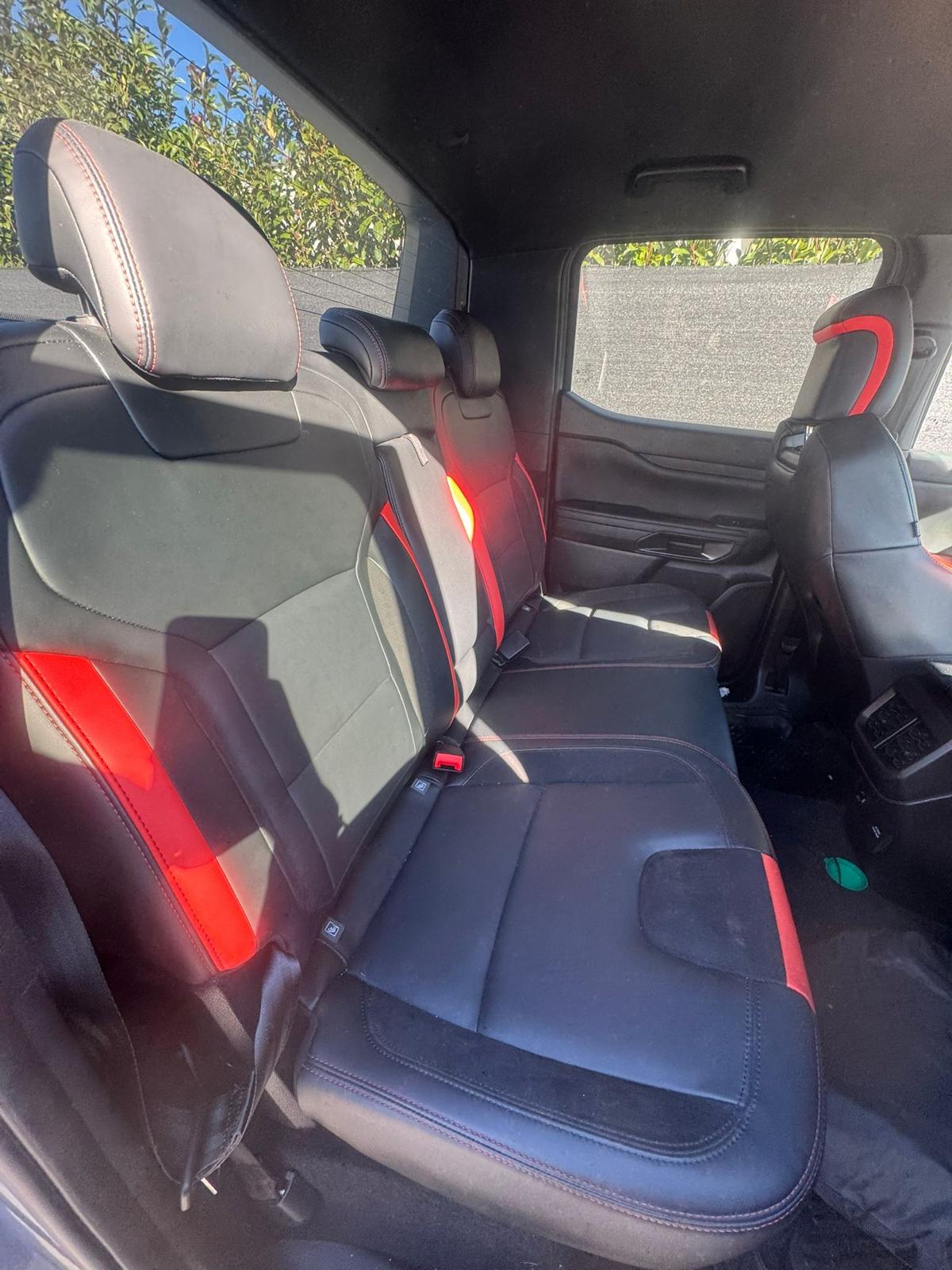 Ford RANGER RAPTOR - Image 9