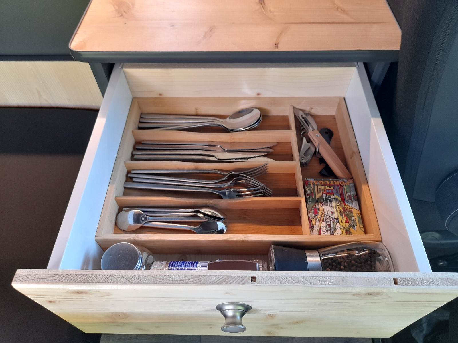 Renault TRAFIC GRAND CONFORT - Image 2