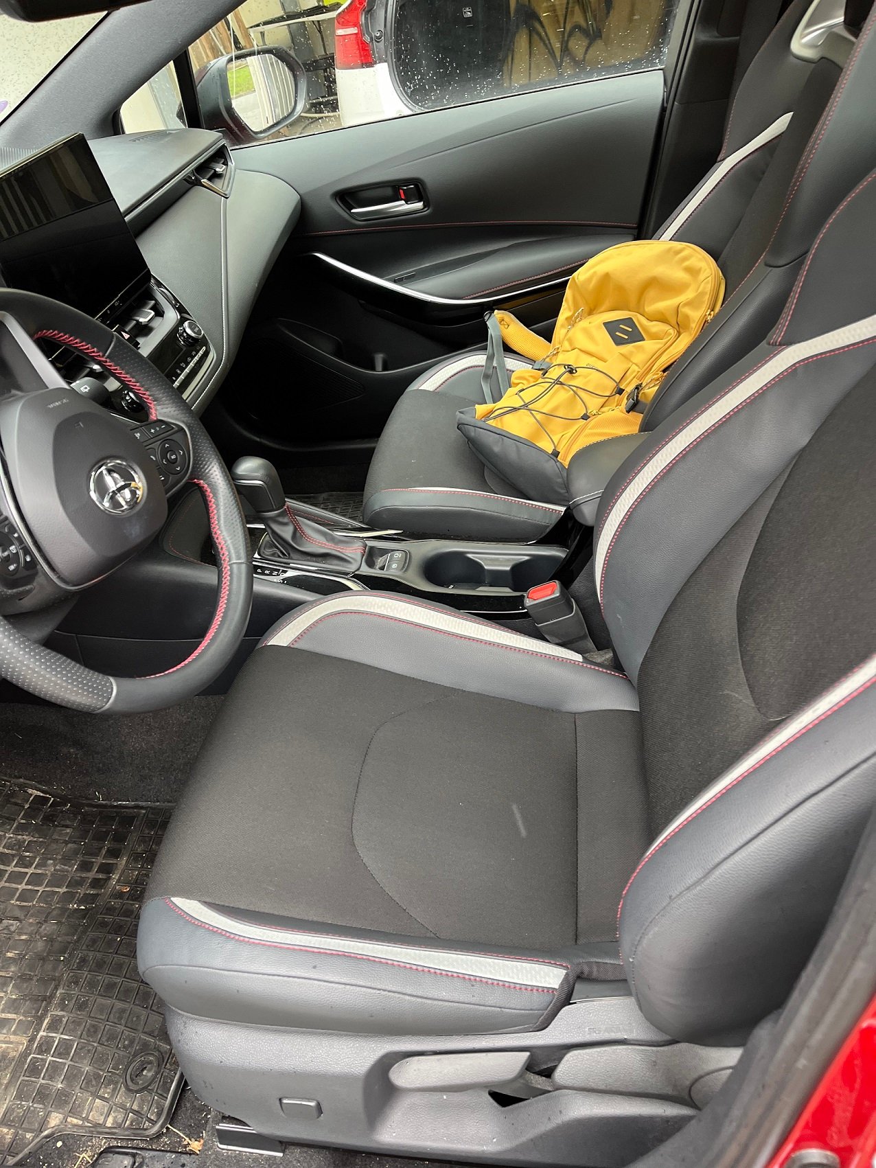 Toyota COROLLA TOURING GR SPORT GR SPORT - Image 4