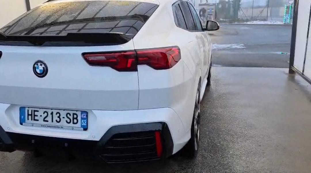 BMW X2 SDRIVE 18D M Sport - Image 12