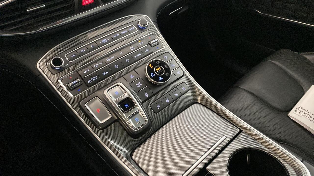 HYUNDAI SANTA FE phase 2 1.6 T-GDI TURBO PLUG-IN-HYBRID AWD HTRAC - Image 8