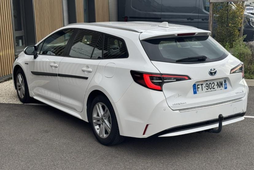 Toyota COROLLA TS 122ch Dynamic - Image 2