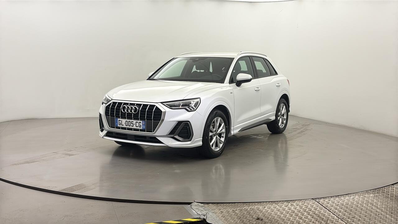 Audi Q3 1.5 35-TFSI TURBO - Image 2