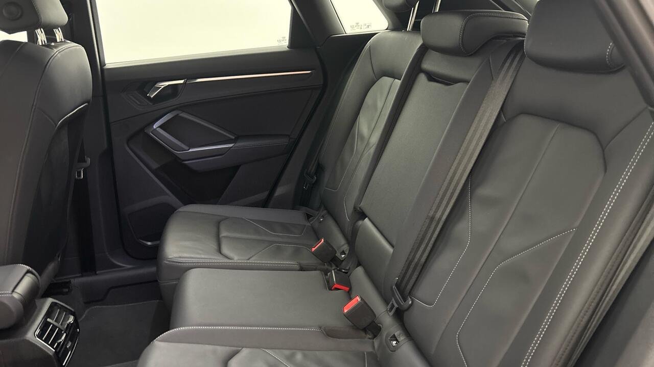 Audi Q3 1.5 35-TFSI TURBO - Image 10