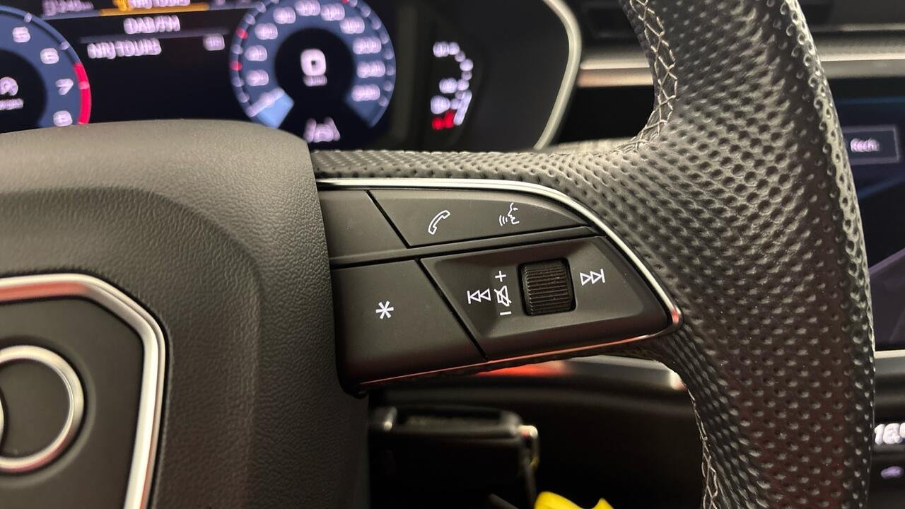 Audi Q3 1.5 35-TFSI TURBO - Image 16