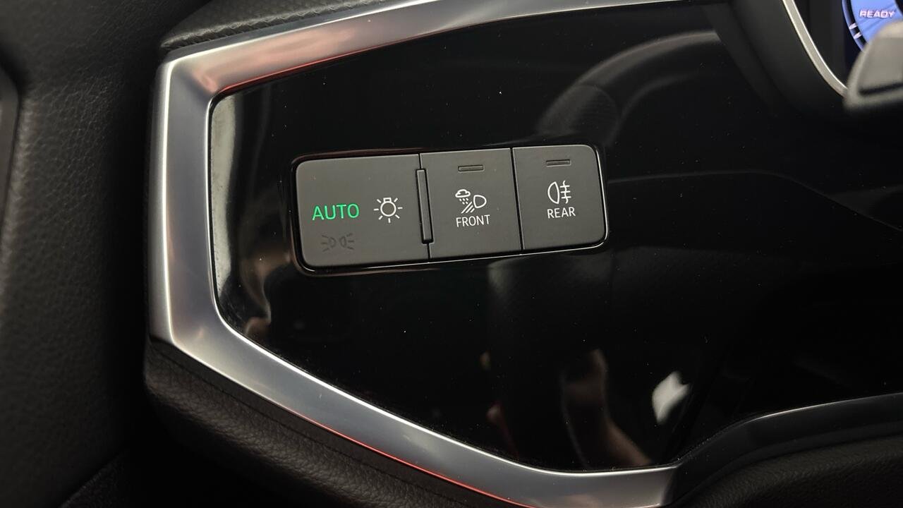 Audi Q3 1.5 35-TFSI TURBO - Image 18