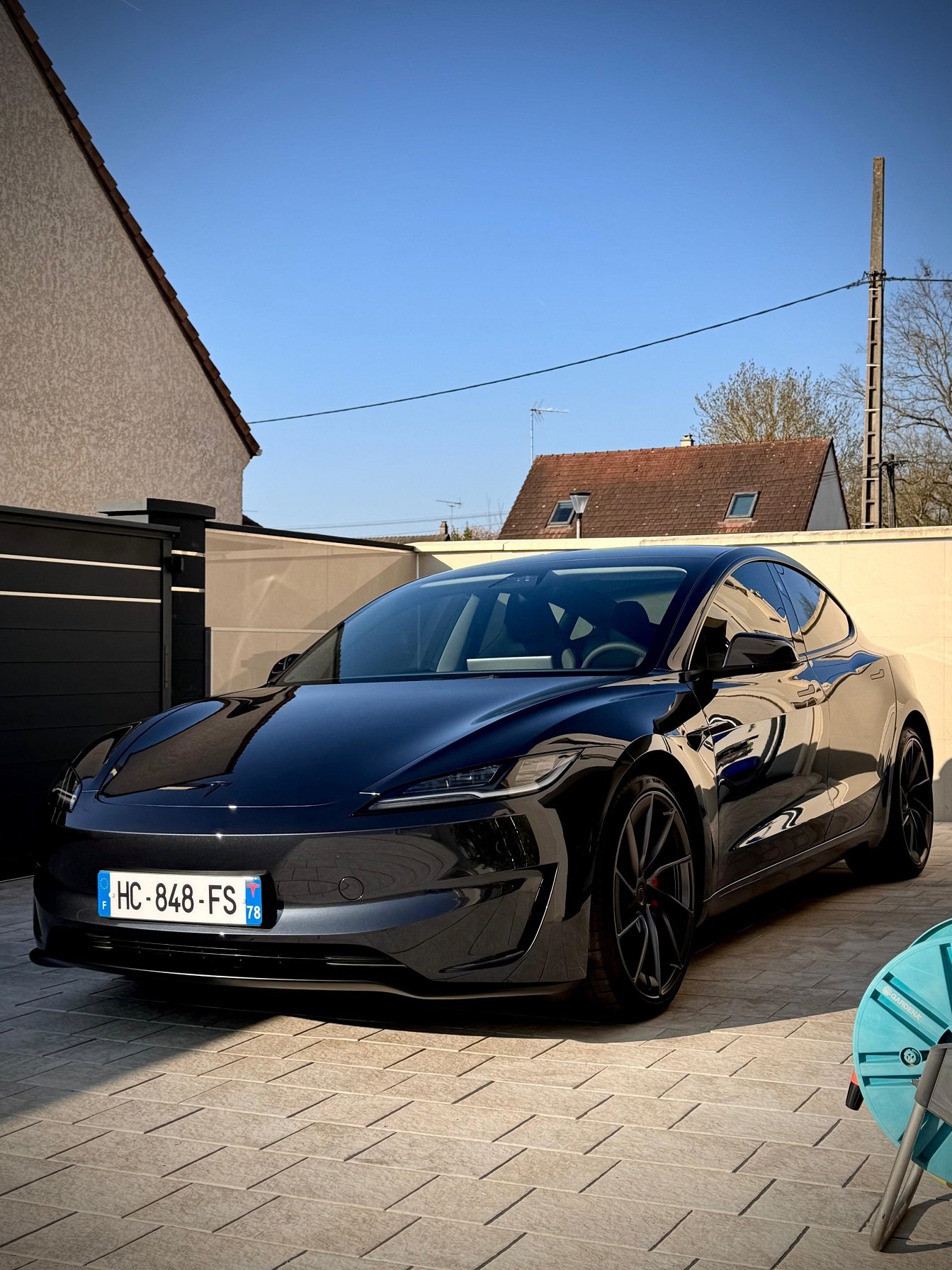 Tesla MODEL 3 PERFORMANCE - Image 3