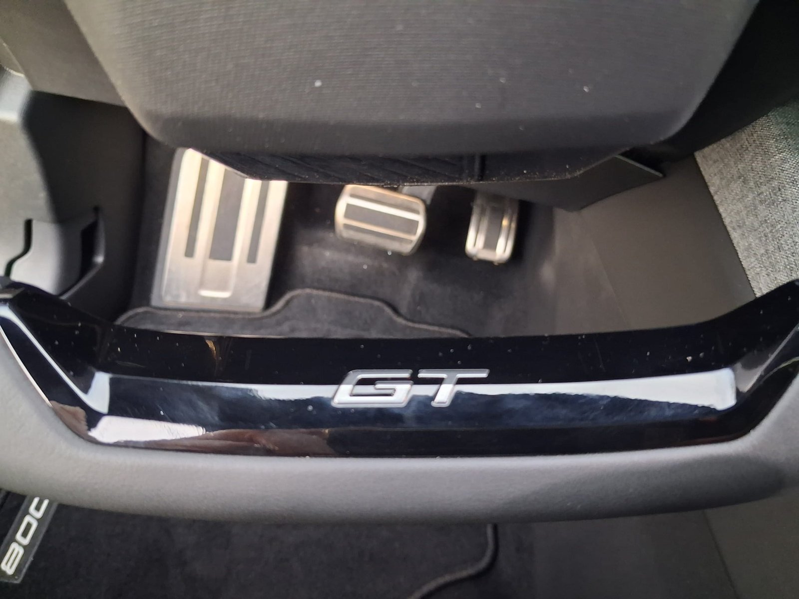 Peugeot 3008 GT - Image 4