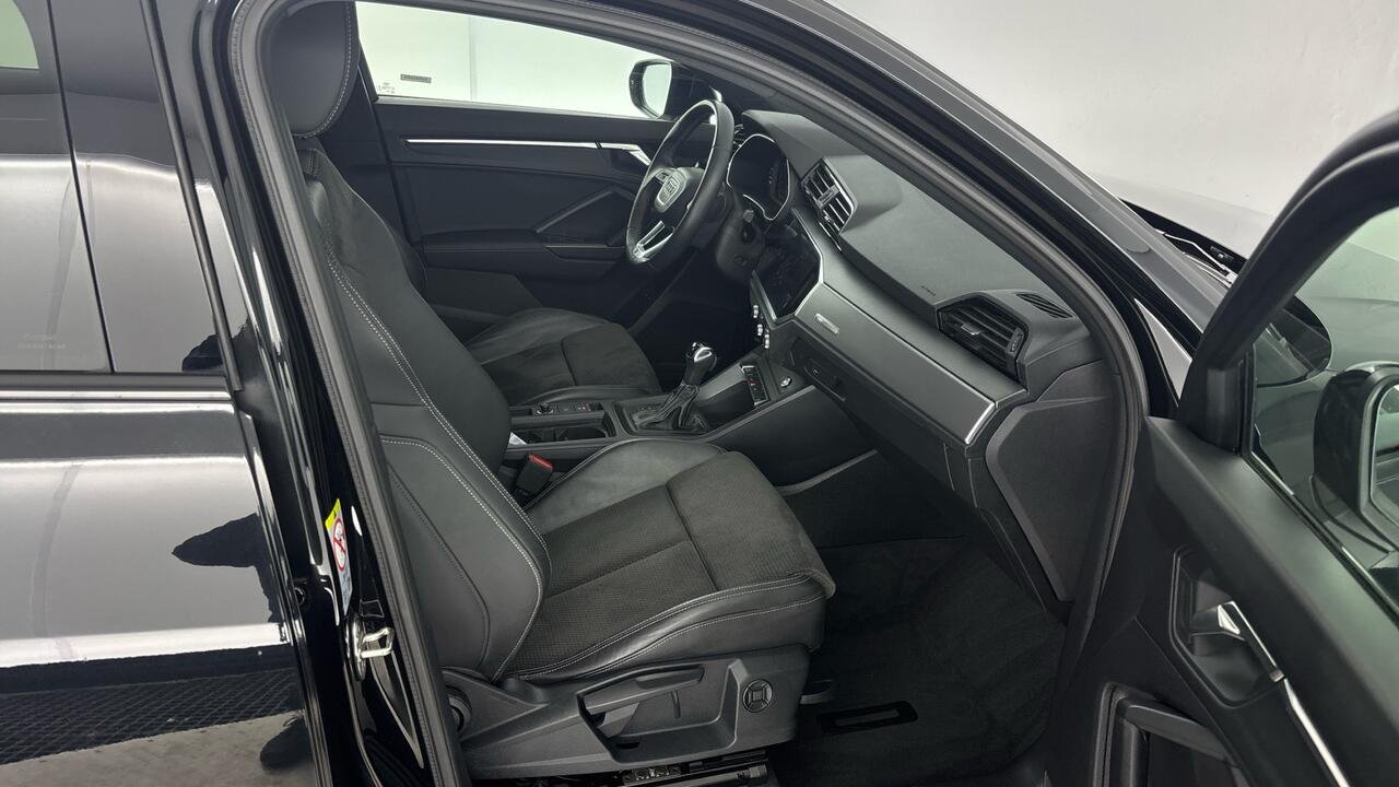 Audi Q3 SB 45 TFSI-E 245 BUSINESS EXECUTIVE S TRONIC - Image 8