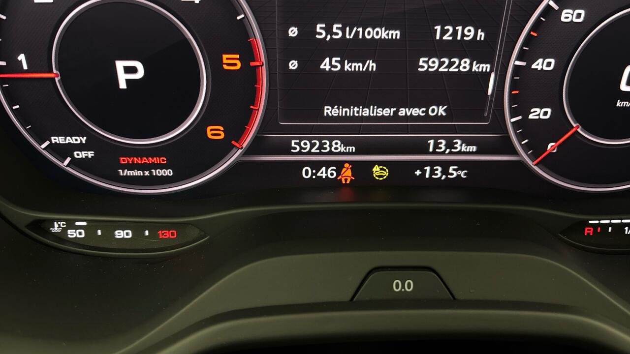 Audi Q2 30 TDI 116 BUSINESS EXECUTIVE - Image 7