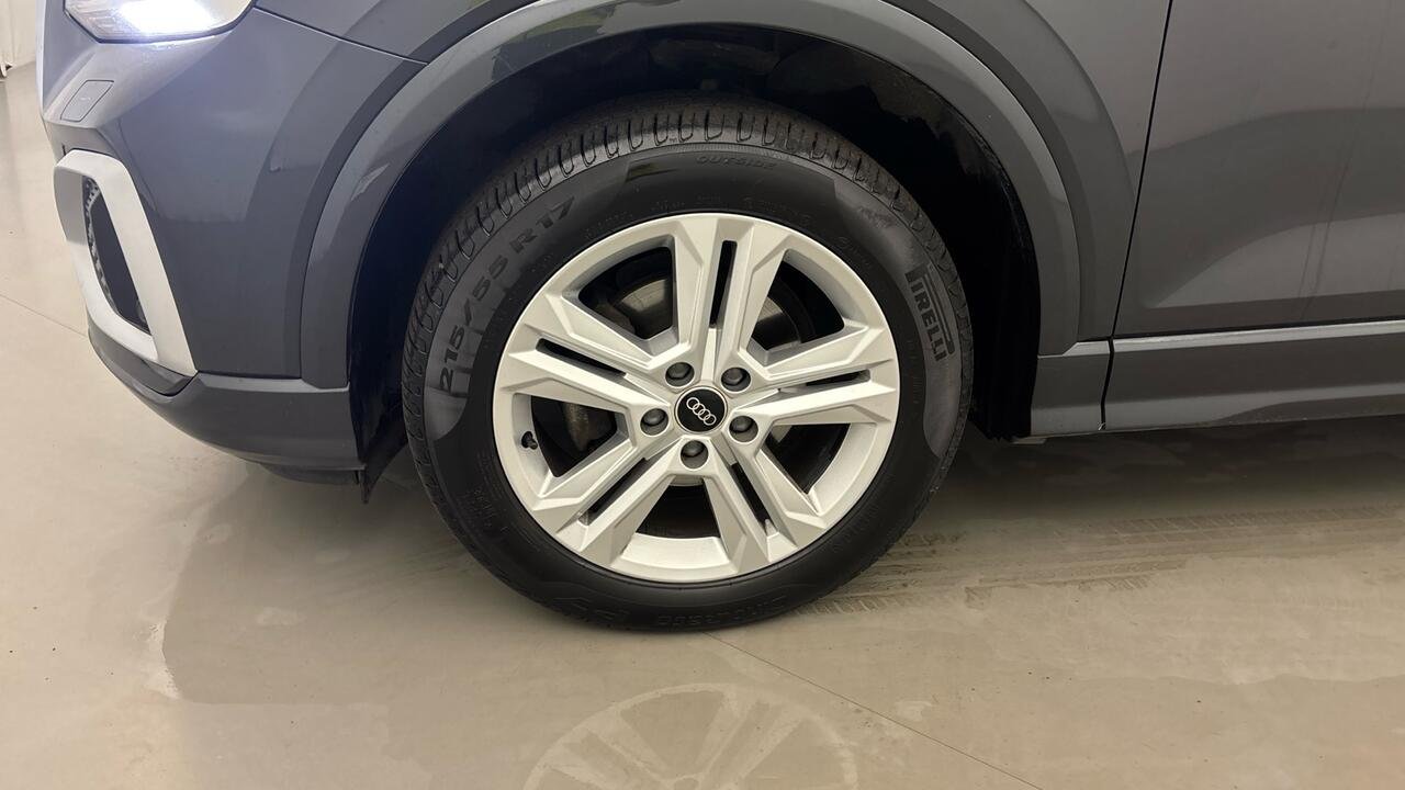 Audi Q2 30 TDI 116 BUSINESS EXECUTIVE - Image 14