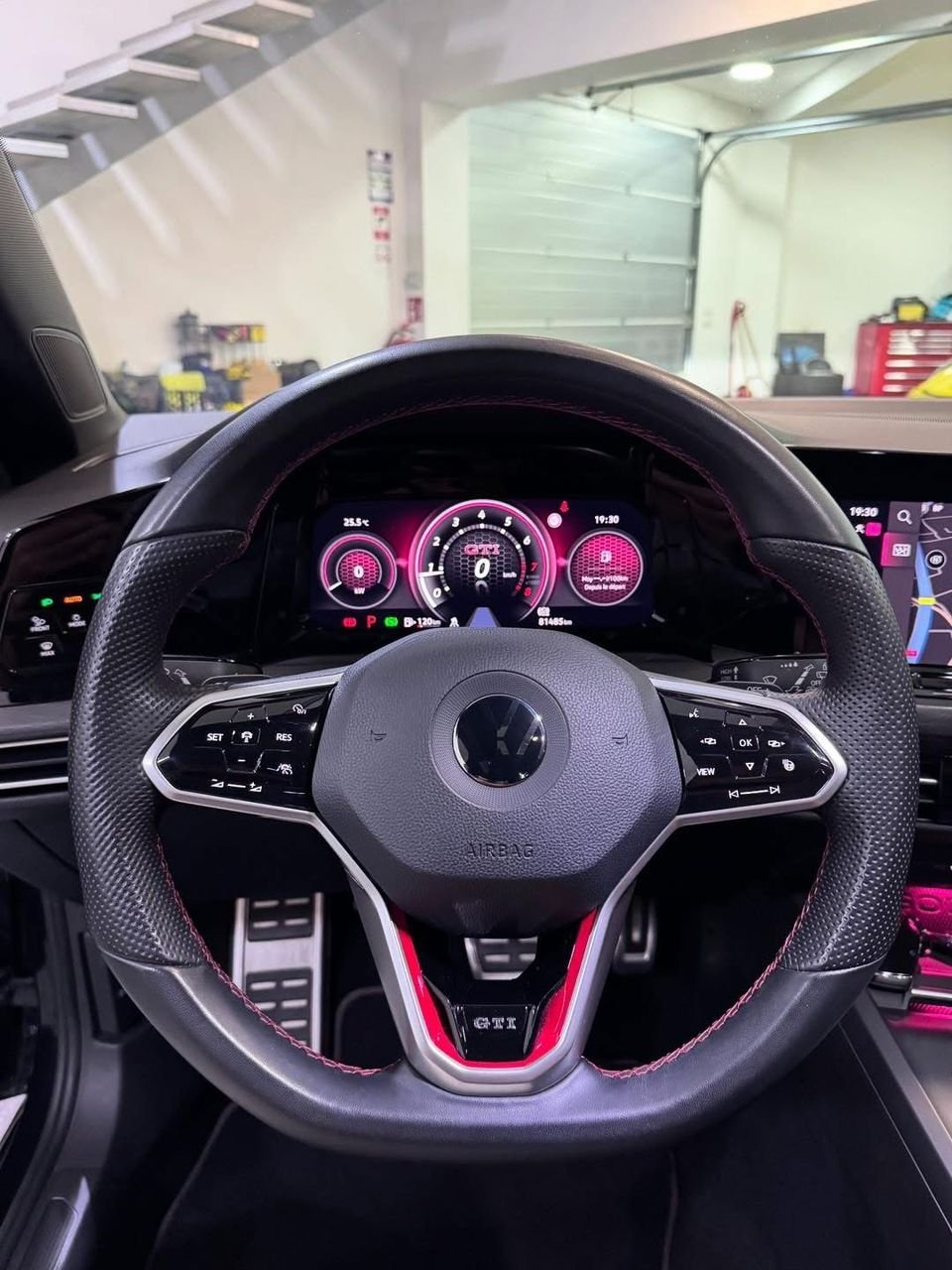 Volkswagen Golf VIII phase 1 de 2021 2.0 TSI 300 GTI CLUBSPORT DSG - Image 11