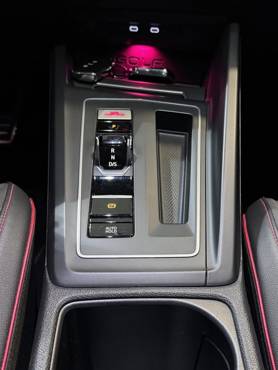 Volkswagen Golf VIII phase 1 de 2021 2.0 TSI 300 GTI CLUBSPORT DSG - Image 13