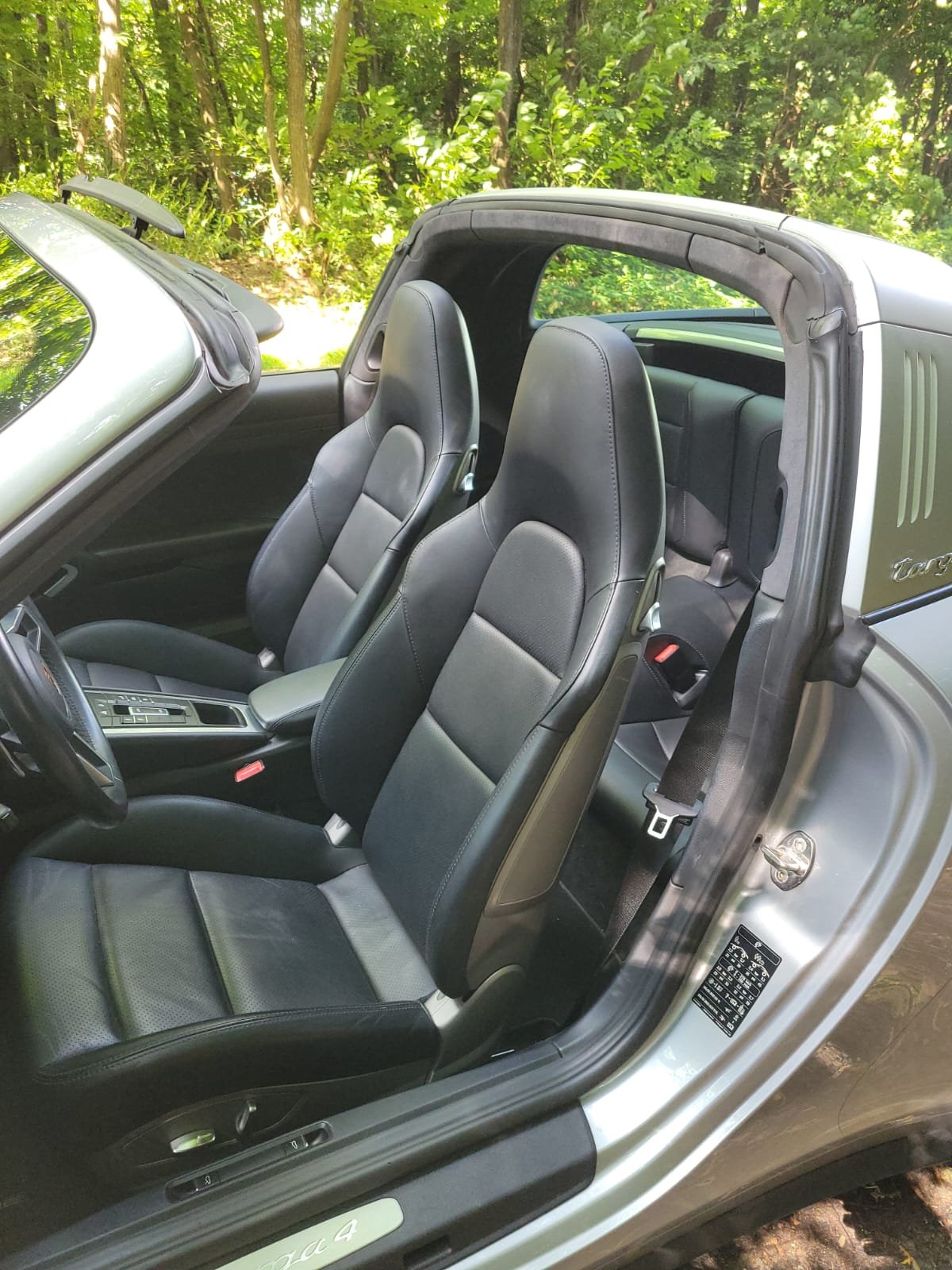 Porsche 911 TARGA 4 PDK - Image 10