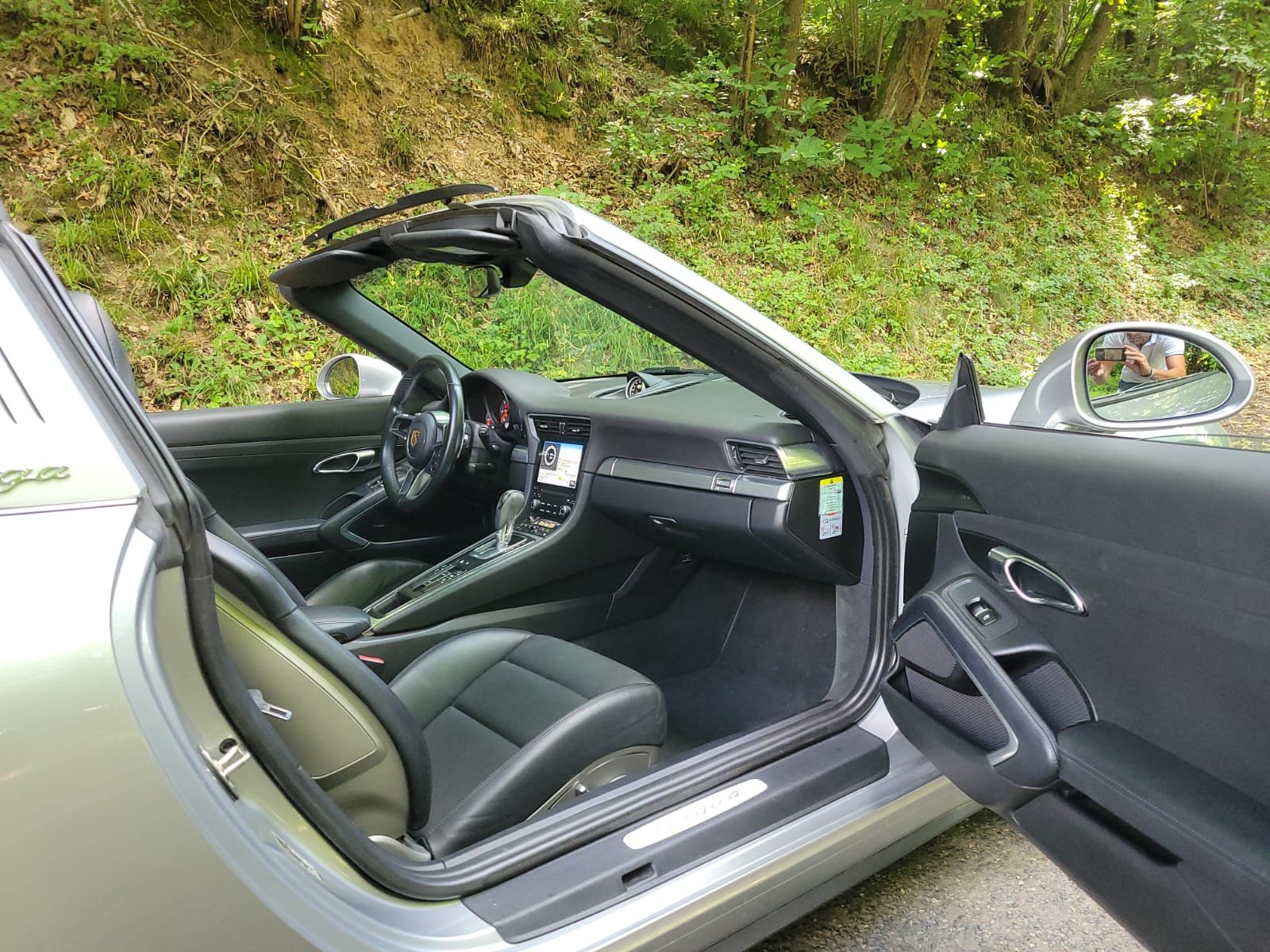 Porsche 911 TARGA 4 PDK - Image 11