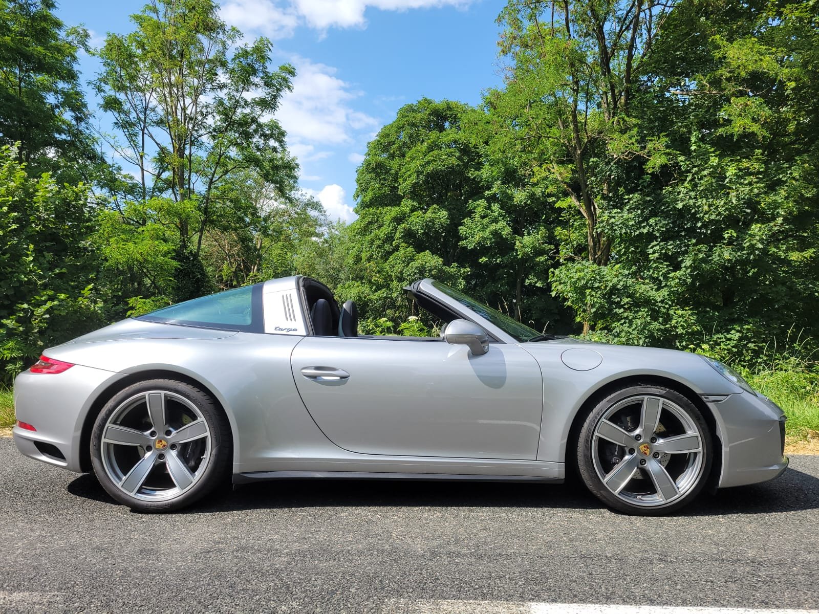 Porsche 911 TARGA 4 PDK - Image 12