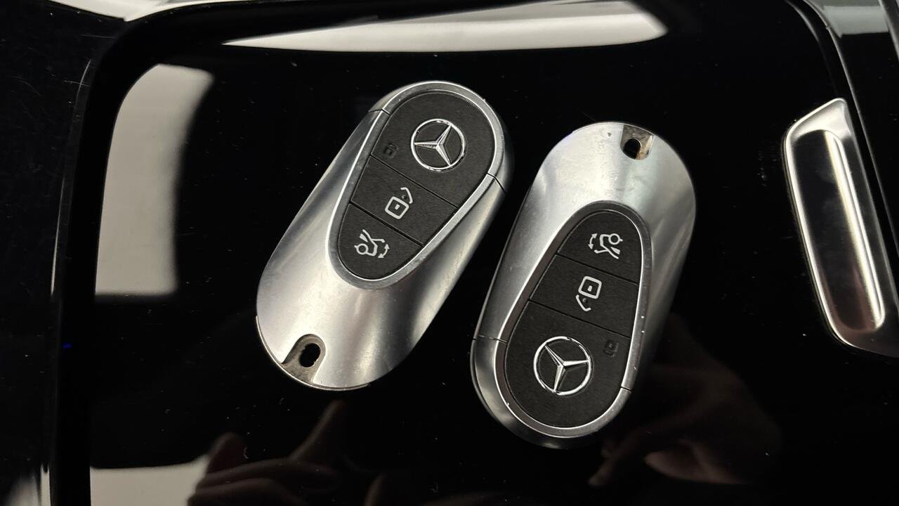 Mercedes GLC 300E COUPE AMG 63 S E PERFORMANCE LIMITED EDITION - Image 16