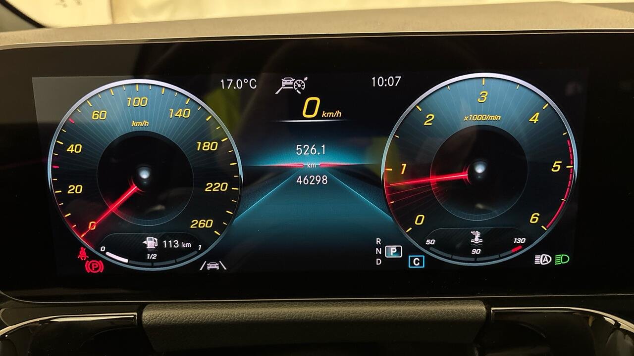 Mercedes GLA 200 AMG LINE 200D 2.0 DCT - Image 9