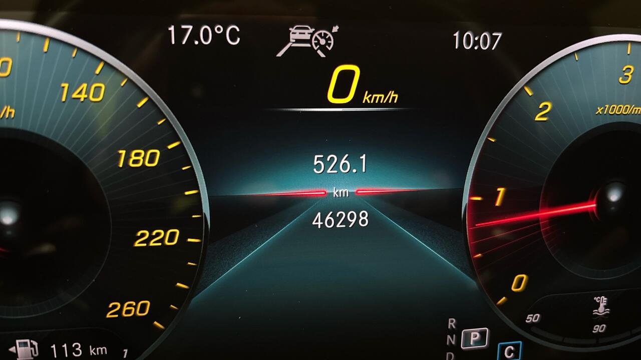 Mercedes GLA 200 AMG LINE 200D 2.0 DCT - Image 13