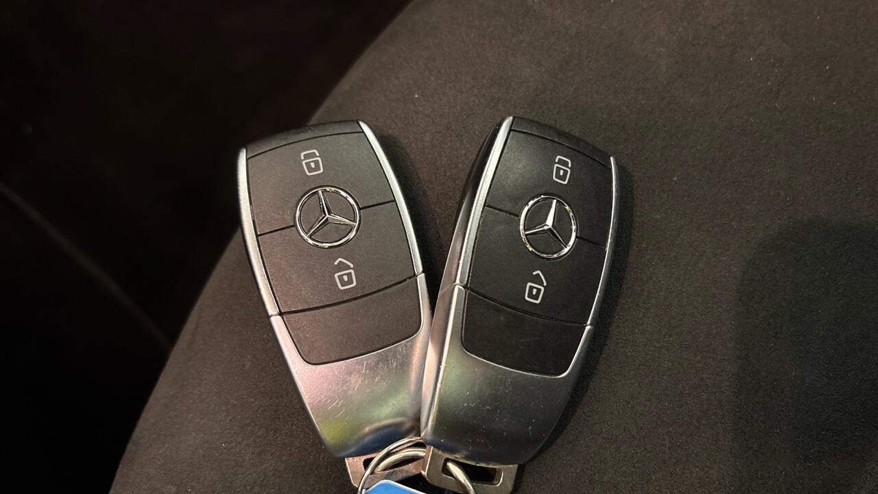 Mercedes GLA 200 AMG LINE 200D 2.0 DCT - Image 14