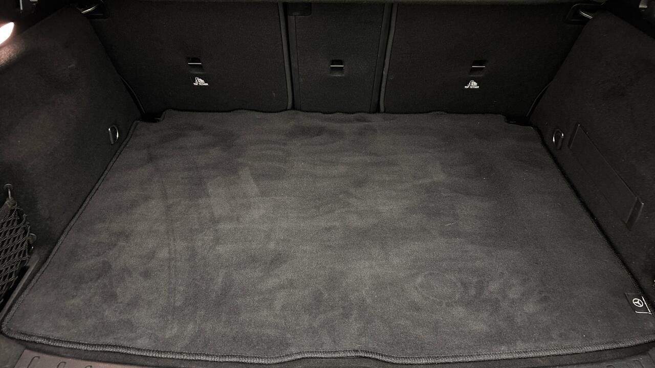 Mercedes GLA 200 AMG LINE 200D 2.0 DCT - Image 19