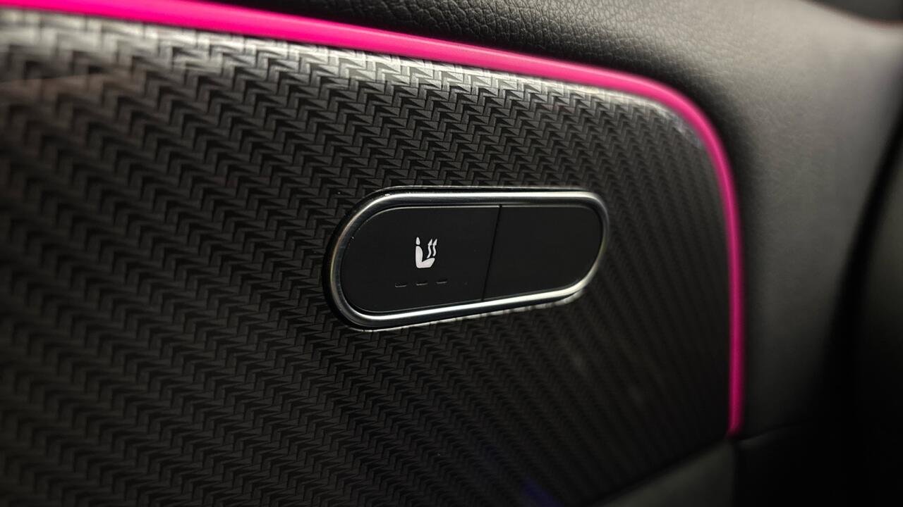 Mercedes GLA 200 AMG LINE 200D 2.0 DCT - Image 29