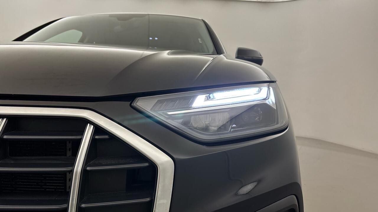 Audi Q5 2.0 50-TFSI E HYBRID QUATTRO - Image 16
