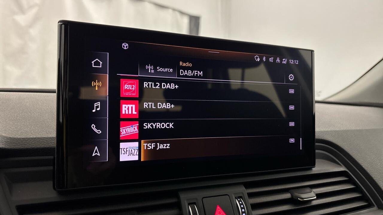 Audi Q5 2.0 50-TFSI E HYBRID QUATTRO - Image 21
