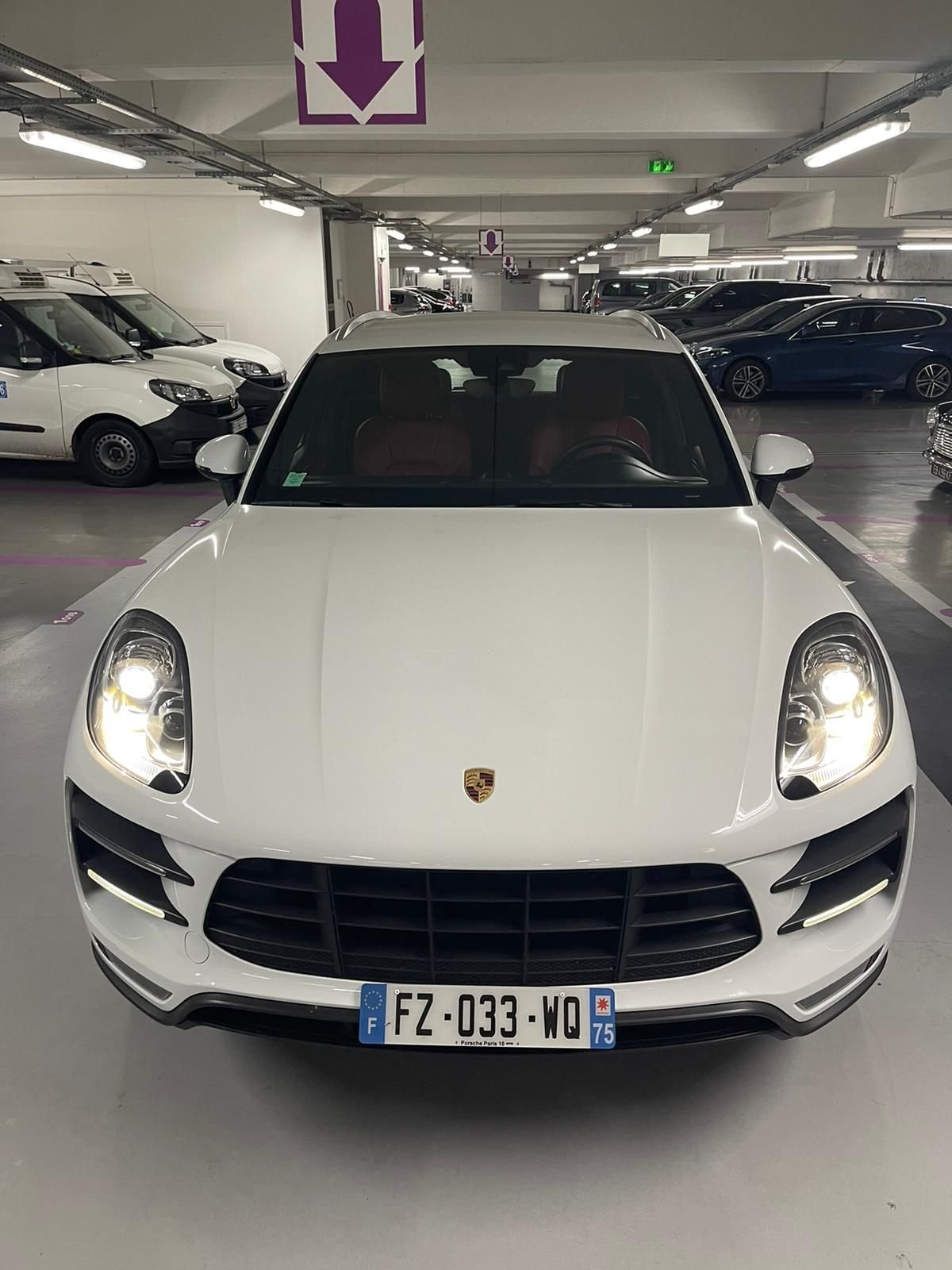 Porsche Macan 3.6 V6 400ch Turbo PDK Turbo PDK - Image 2