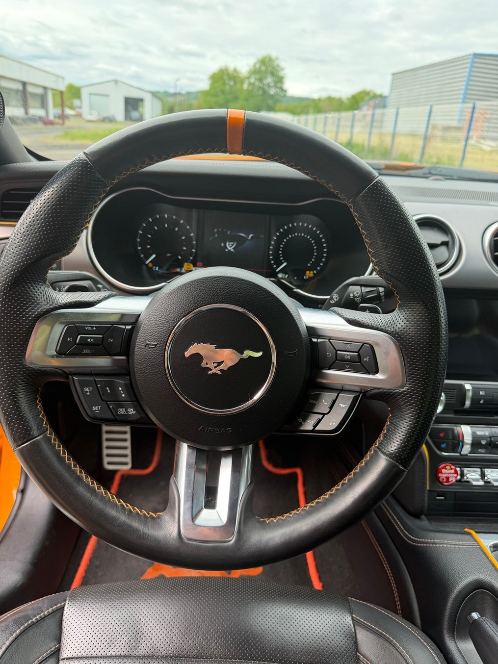 Ford MUSTANG FASTBACK  5.0 V8 GT BVA10 - Image 6
