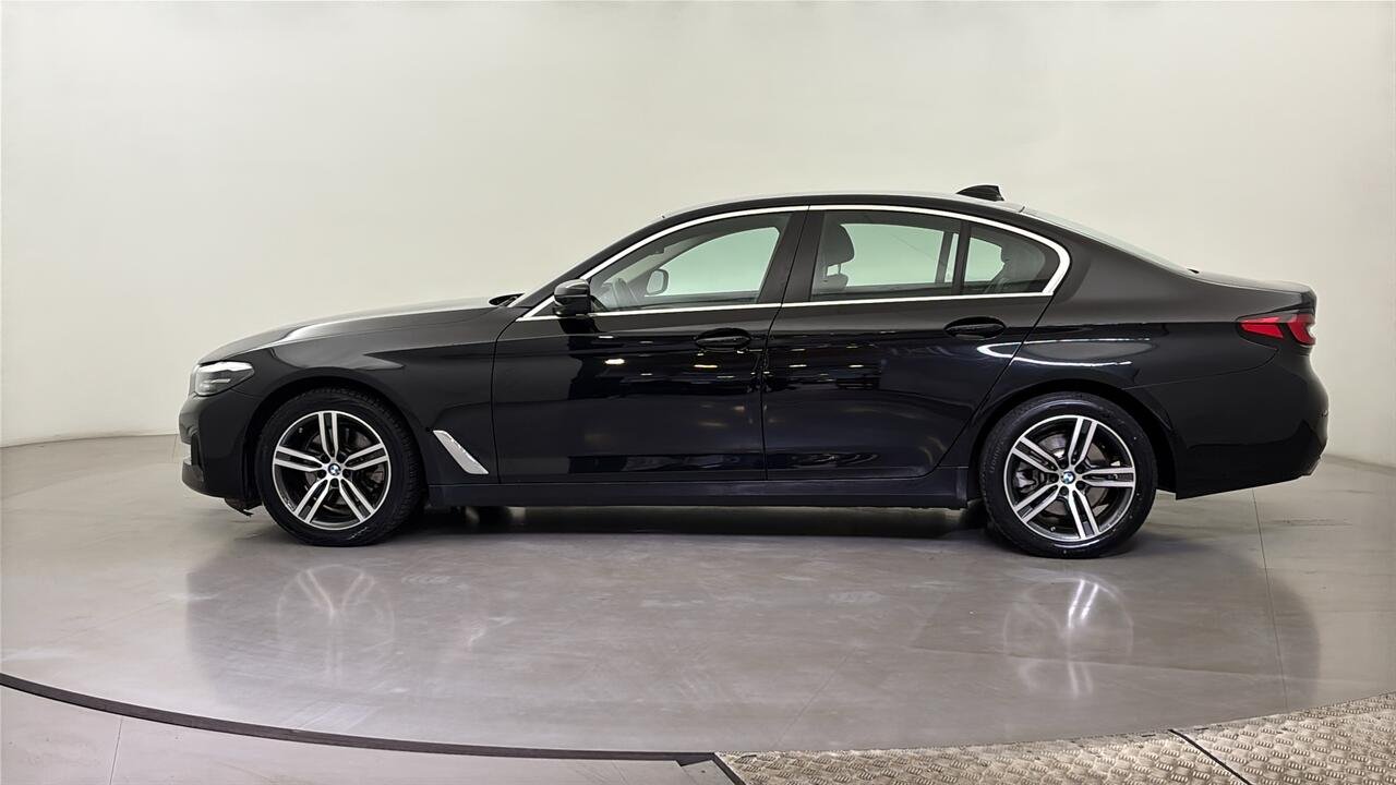 BMW SERIE 5 520 BUSINESS DESIGN 184 BVA8 - Image 7