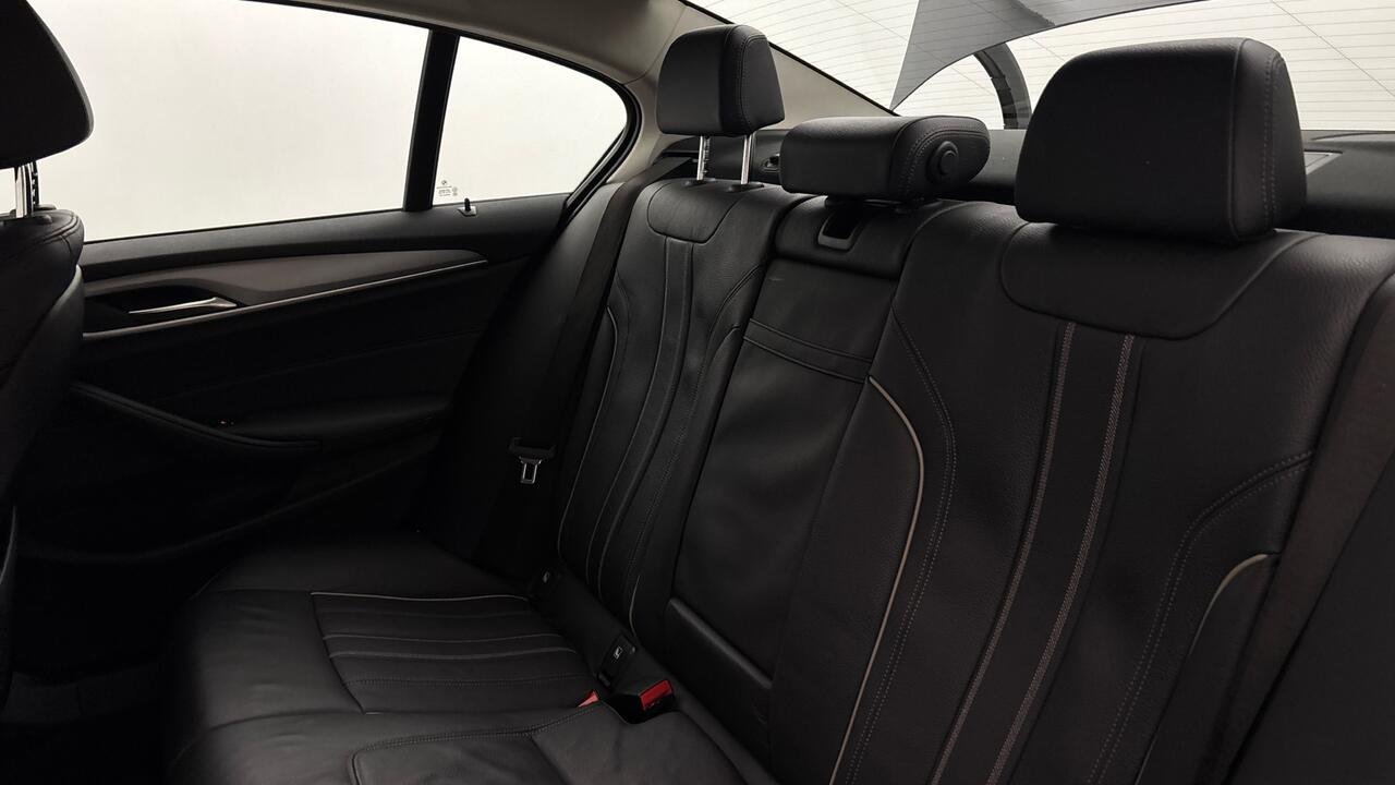 BMW SERIE 5 520 BUSINESS DESIGN 184 BVA8 - Image 17