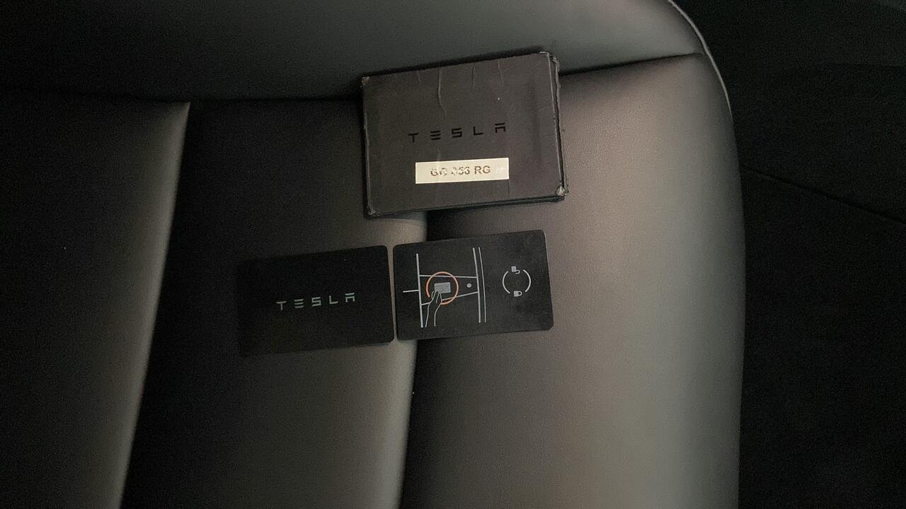 Tesla Model Y  Grande autonomie Dual Motor AWD - Image 17