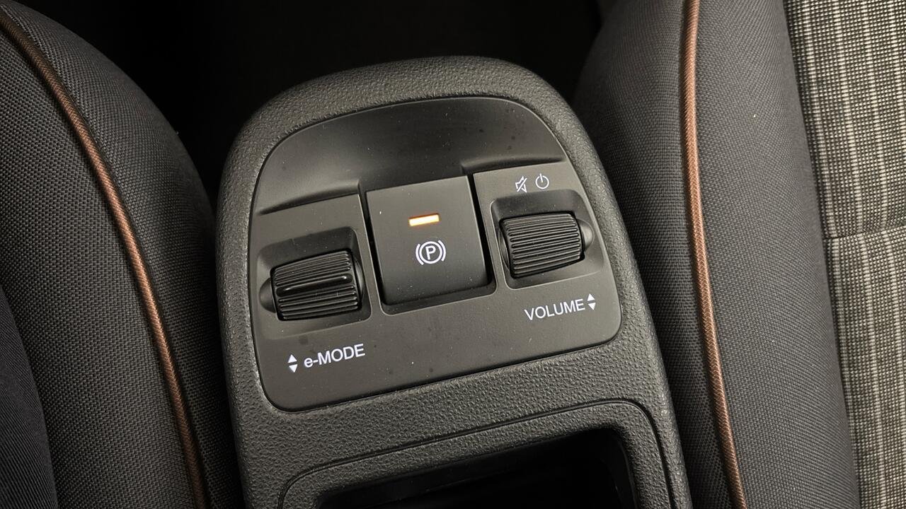 FIAT 500e ICONE 42KWH BVA - Image 5