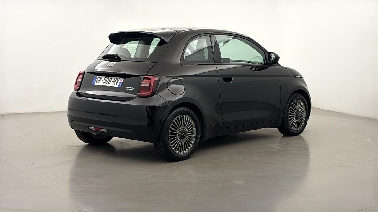FIAT 500e ICONE 42KWH BVA - Image 29