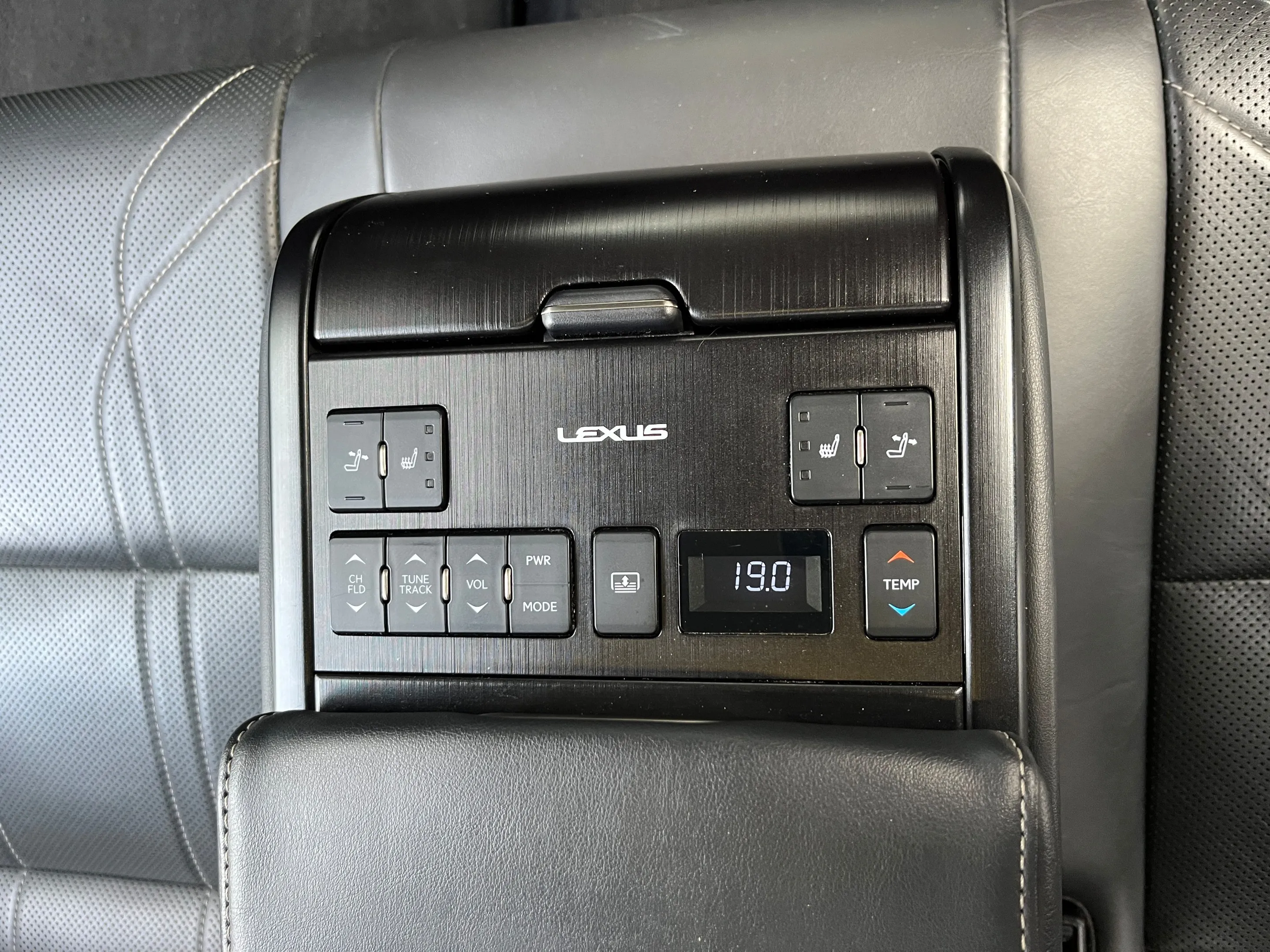 LEXUS ES Executive - Image 17