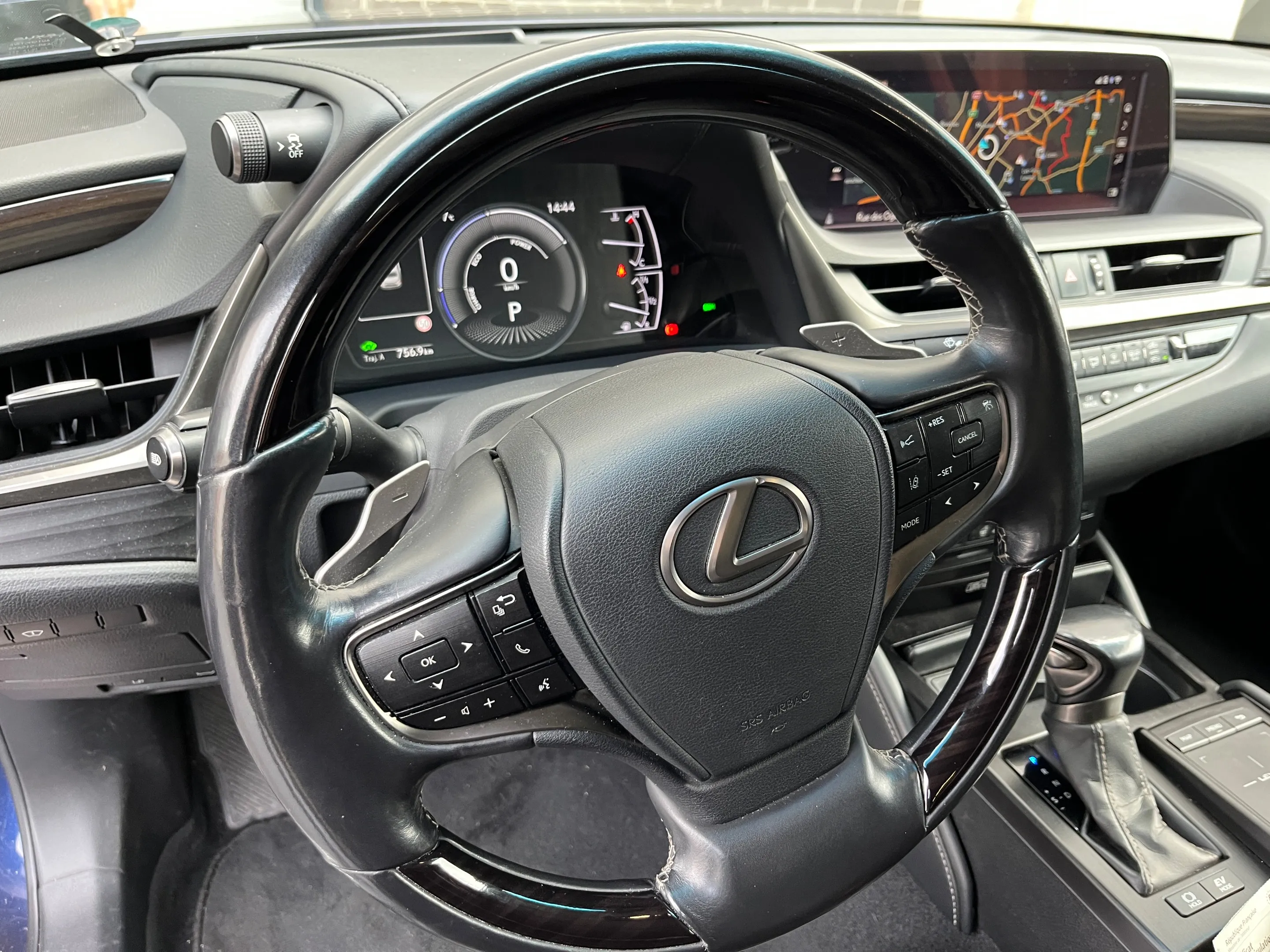 LEXUS ES Executive - Image 21