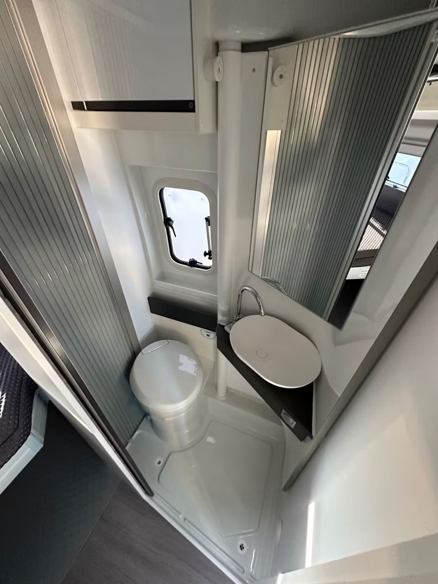Adria Twin  640 SGX Twin Supreme 640 SGX - Image 8