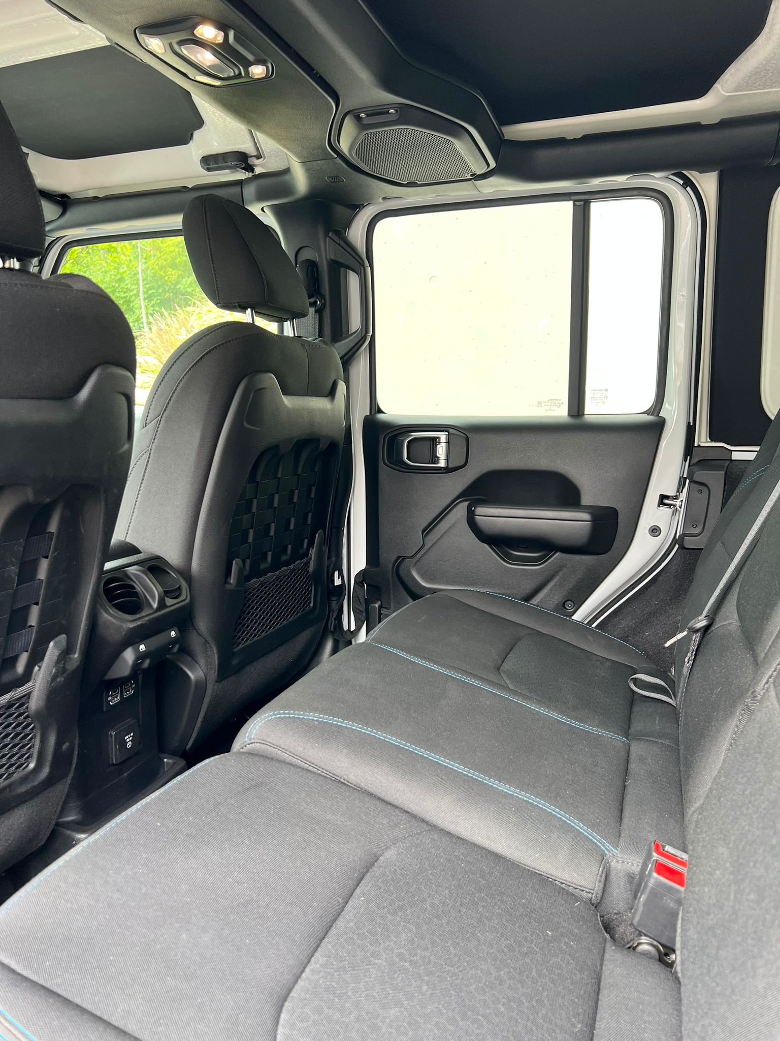 Jeep WRANGLER 2.0 4XE 380 RUBICON - Image 5