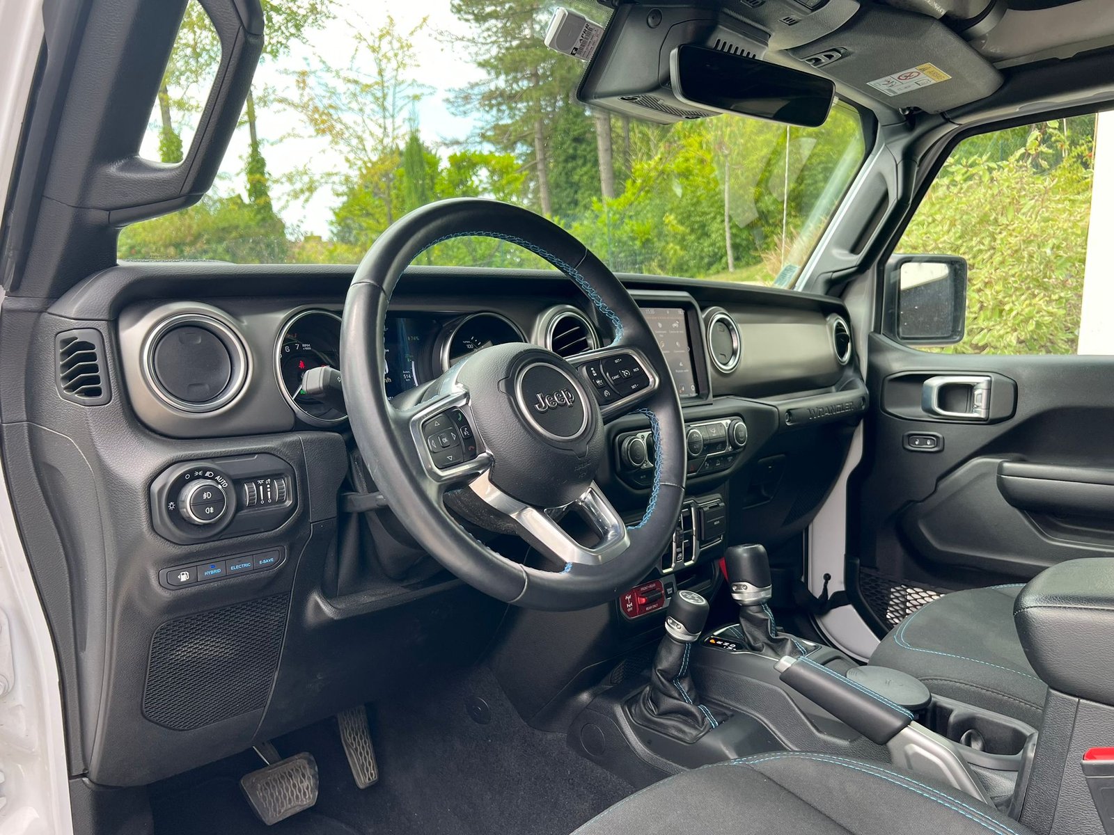 Jeep WRANGLER 2.0 4XE 380 RUBICON - Image 10