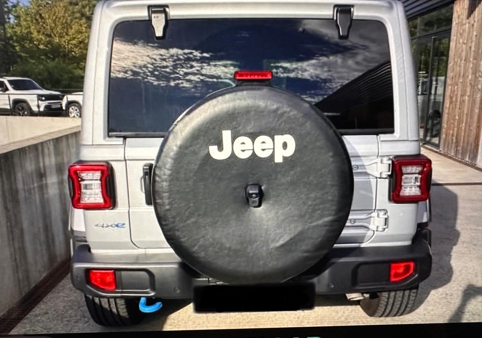 Jeep Wrangler SAHARA - Image 4