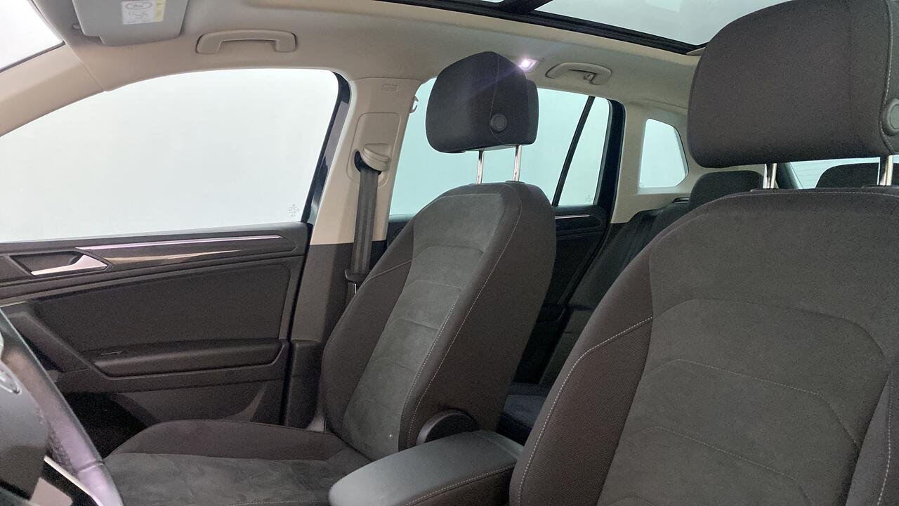 Volkswagen Tiguan ELEGANCE 1.4 EHYBRID 245 DSG6 - Image 7