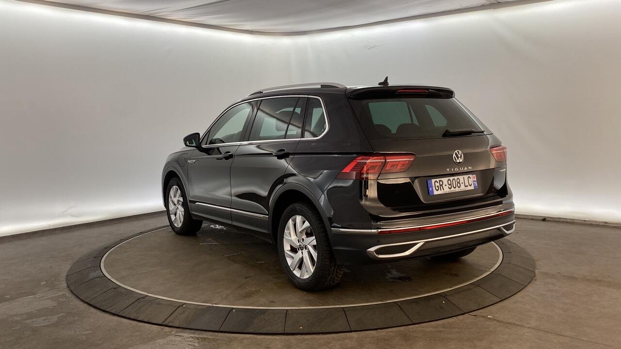 Volkswagen Tiguan ELEGANCE 1.4 EHYBRID 245 DSG6 - Image 18