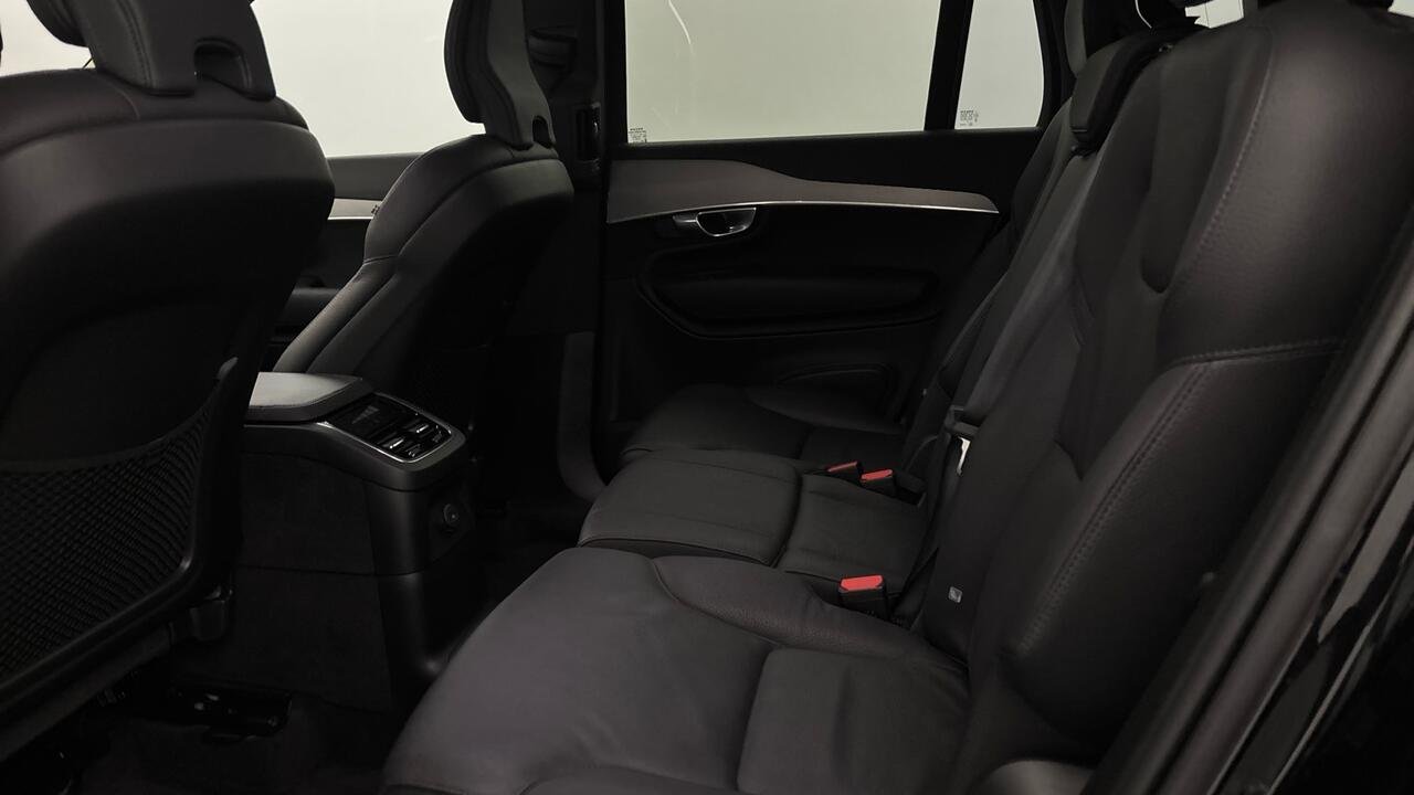 Volvo XC90 Start - Image 13