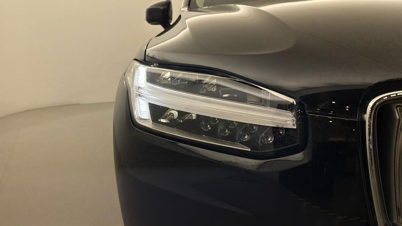 Volvo XC90 Start - Image 17